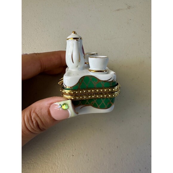 New Siu Ming Green Tea Cup Porcelain Jewelry Keepsake Hinged Trinket Box - Picture 2 of 7